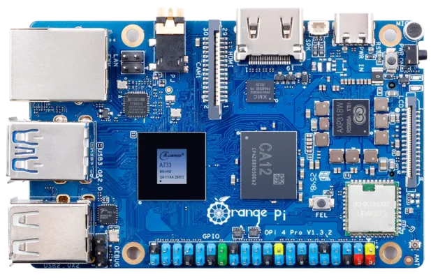 Mặt trên Orange Pi 4 Pro V1.3.2 dùng Allwinner A733, với Ethernet, HDMI, USB, GPIO và Wi-Fi